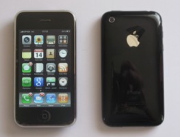 image of an iPhone 3g and 3gs